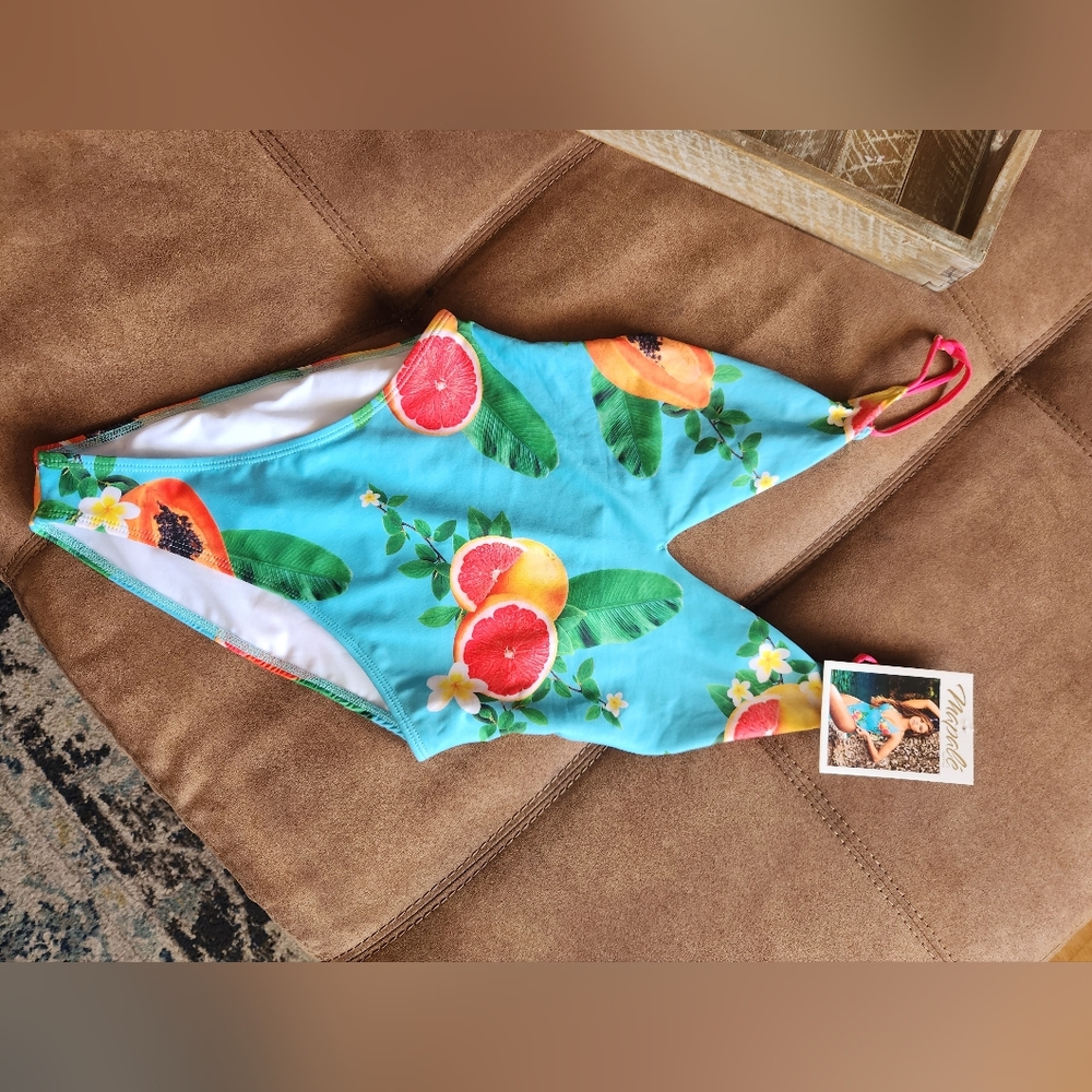 Swim suit